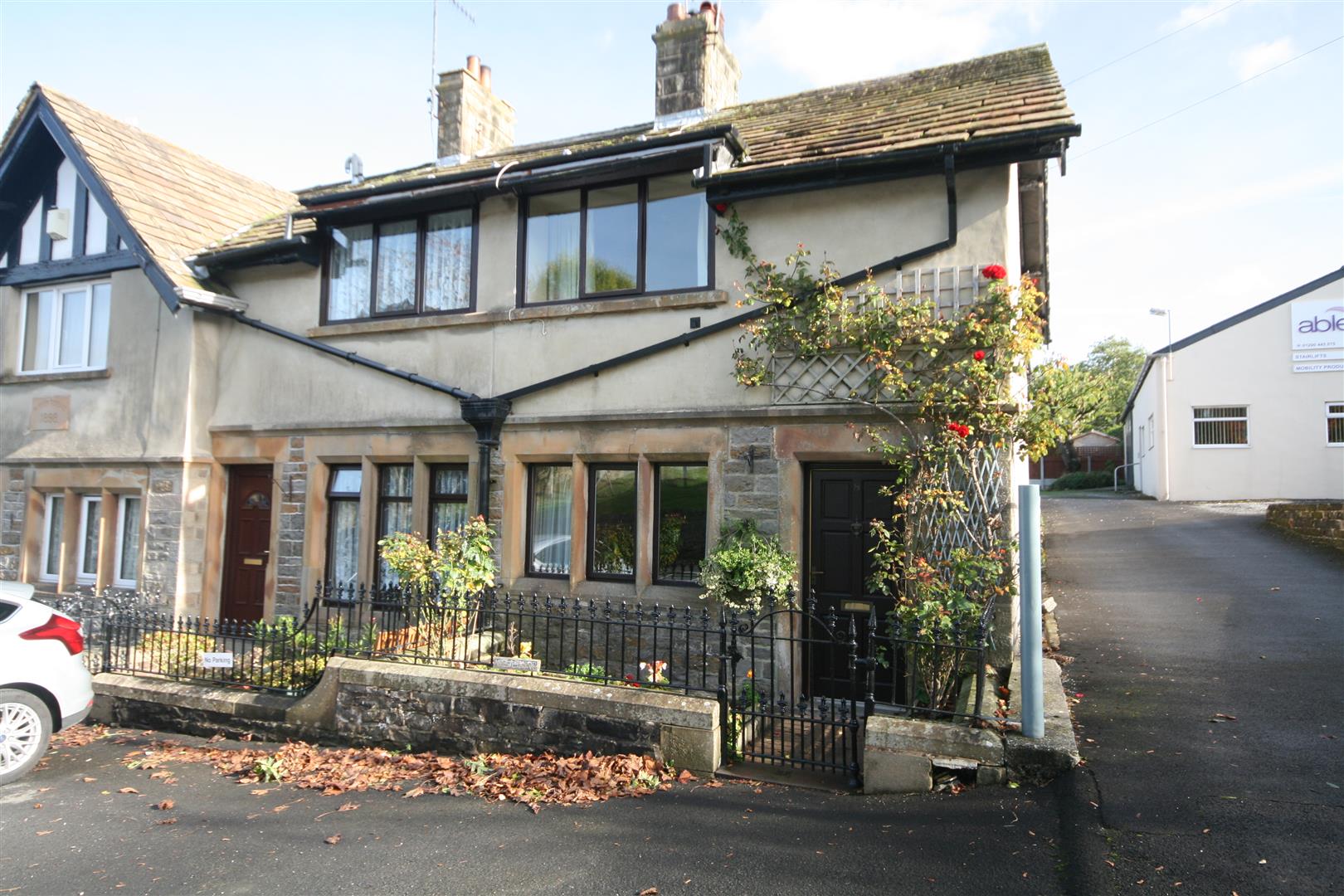2 bedroom end terrace house To Let in Gisburn - Main Image